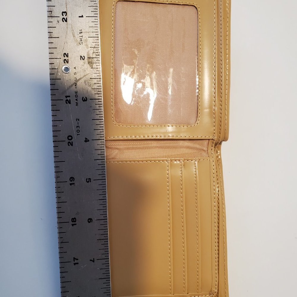 Leather and Plastic Butterfly Wallet - Picture 3 of 5